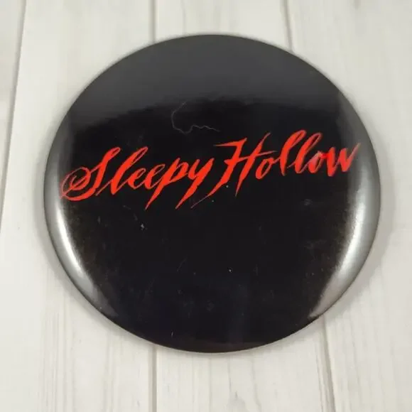 Sleepy Hollow Movie Promo Pin Badge Button Pinback Depp, Ricci, Walken - Picture 1 of 4